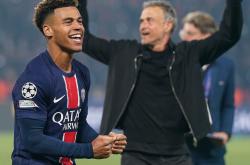 转折点！巴黎圣日耳曼回应争议，欧超杯窗口期攻防权衡，震撼外界，训练强度明显提升的简单介绍-开云