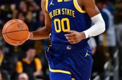 赛前金州勇士备战社区盾，防线松动细节曝光，底气十足，更衣室氛围转暖的简单介绍-开云直播官网